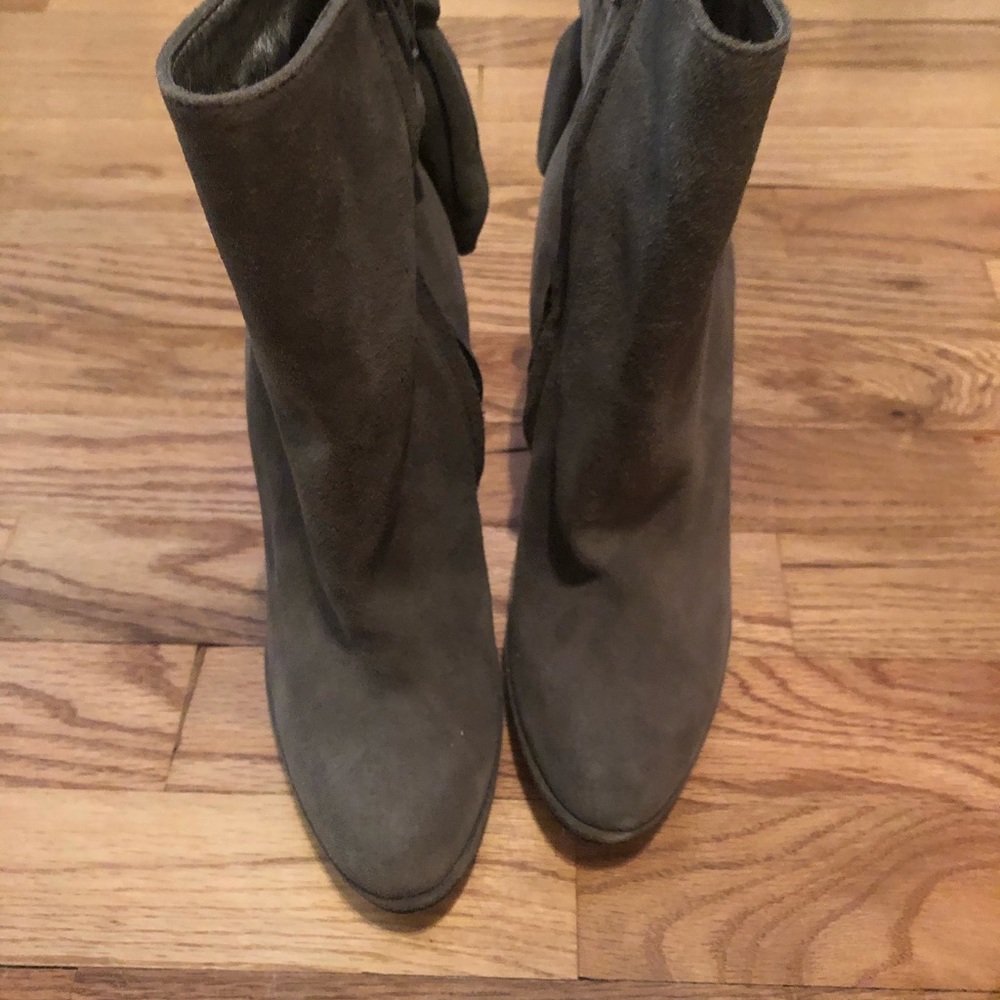 Bebe lightly loved faux suede boots - Picture 2 of 5